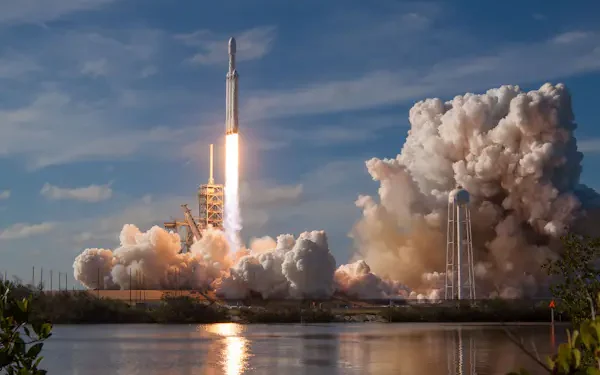 スペースX